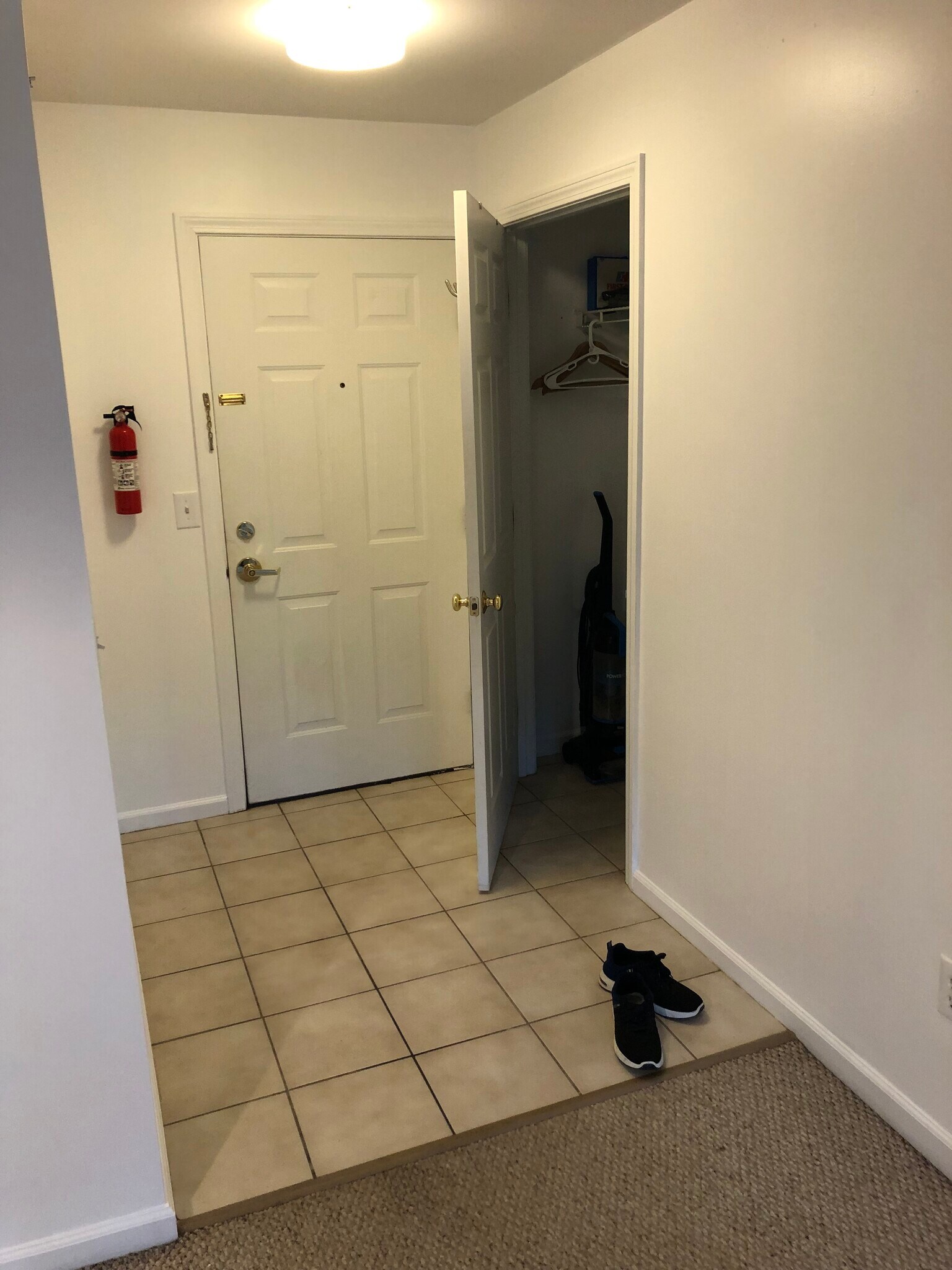 Building Photo - 305 Lime Kiln Rd