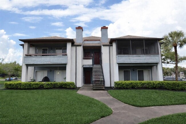 Building Photo - 10263 Gandy Blvd N