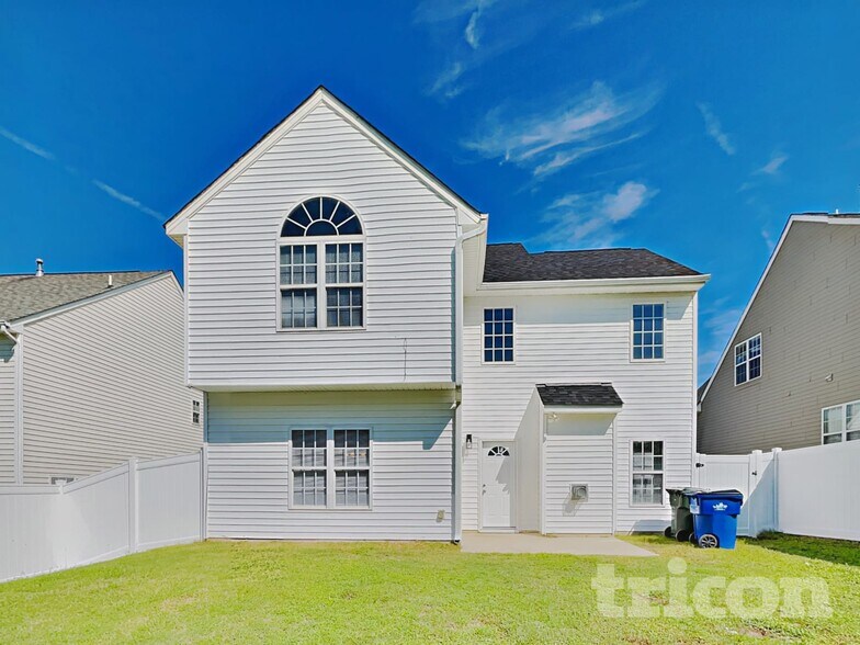 Building Photo - 5224 Anchorage Way