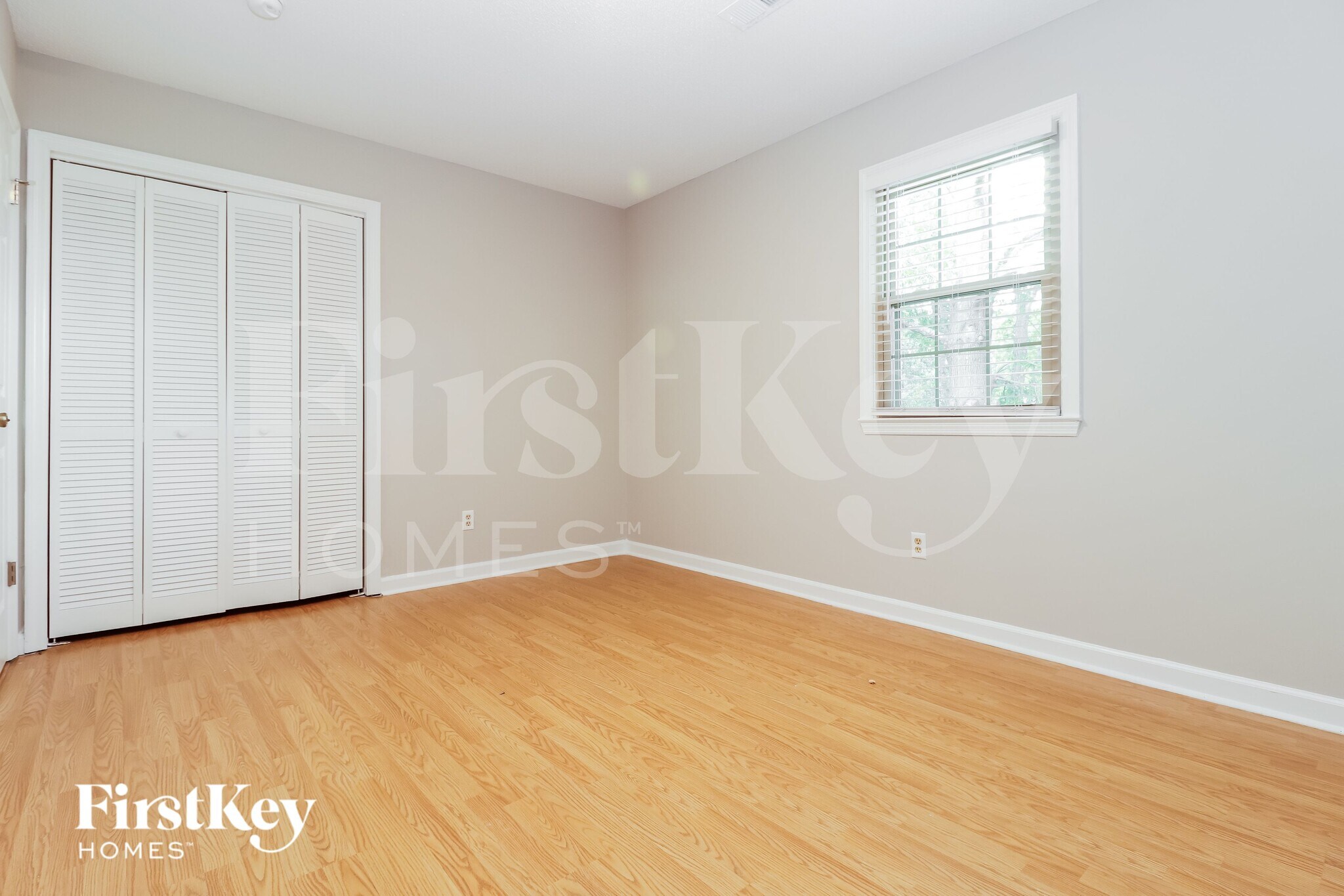 Building Photo - 120 Fox Chase Dr
