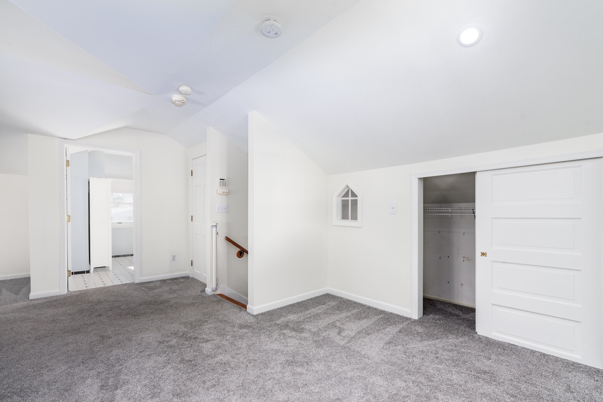 Building Photo - 516 Goethe Ave