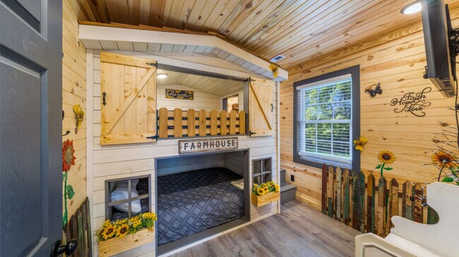 Building Photo - 3501 Autumn Woods Ln