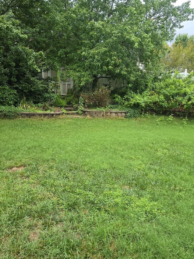 Building Photo - 18603 Coachmans Trace