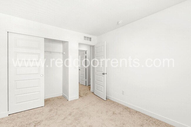 Building Photo - 4513 Branower St