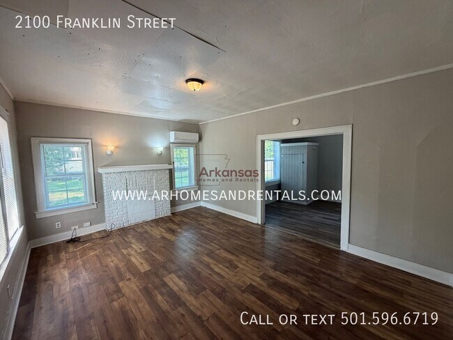 Building Photo - 2100 Franklin St