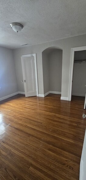 Building Photo - 4235 Overland Pky