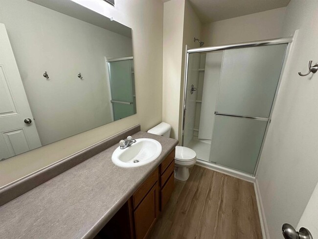 Building Photo - 8118 Cypress Cir