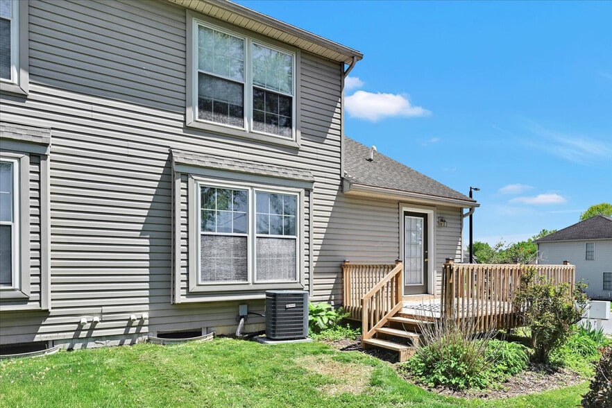 Building Photo - 51 Eagle Dr