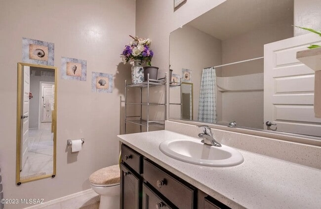 Building Photo - 6213 S Blue Water Dr