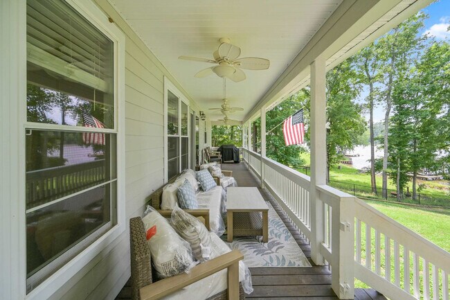 Building Photo - 138B Little River Run N