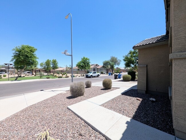 Building Photo - 3731 W St Kateri Dr