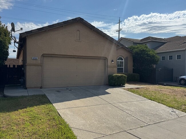 Primary Photo - Ready to Move? Pet Friendly