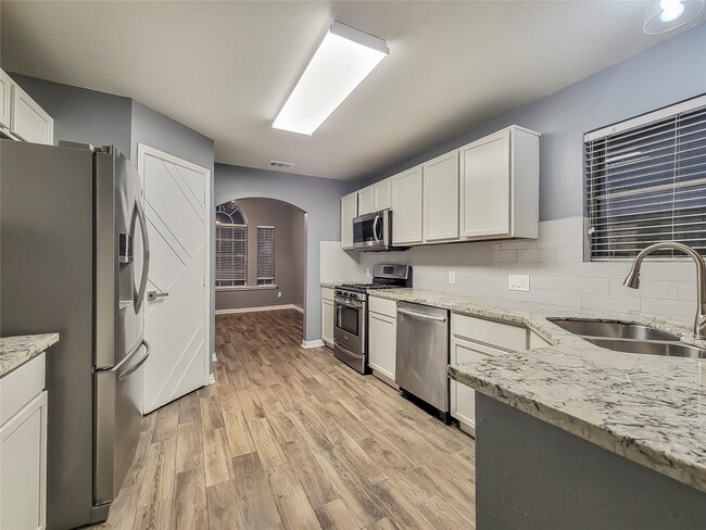 Building Photo - 23310 Grand Rapids Ln