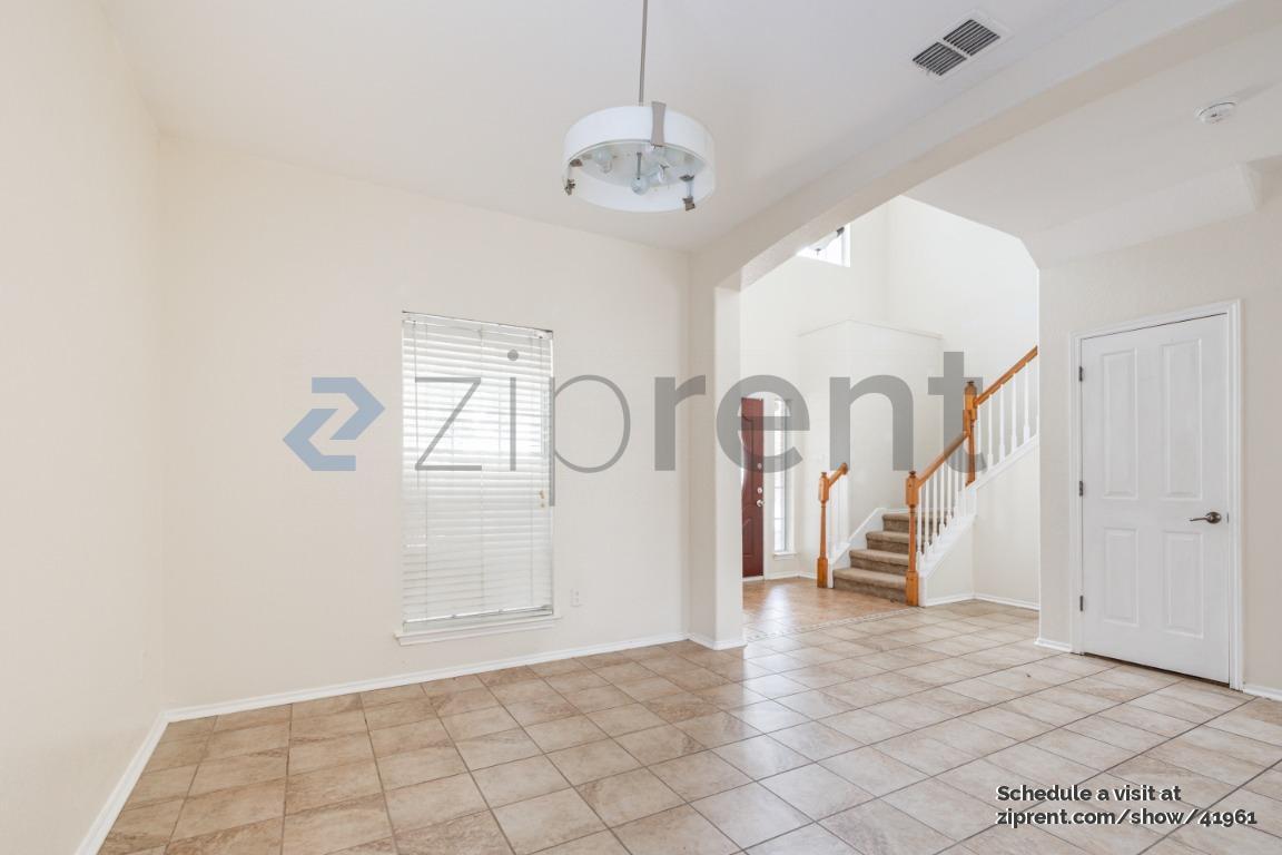 Building Photo - 10335 Ashbury Creek