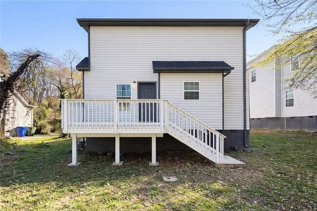 Building Photo - 2259 Sisk St NW