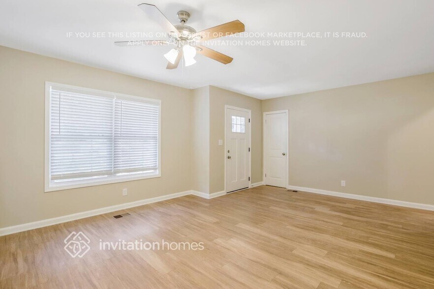 Building Photo - 2967 Sylvan Rd