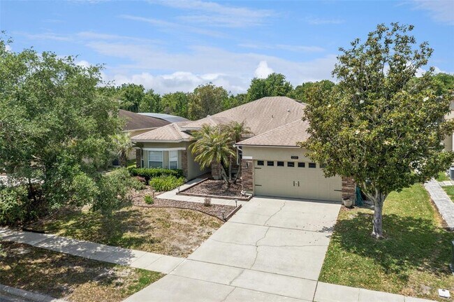 Building Photo - 237 Strathmore Cir