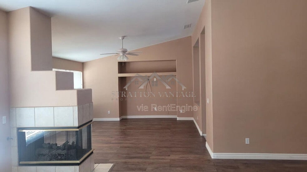 Building Photo - 6714 W Wahalla Ln