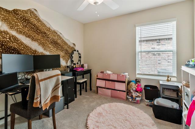 Building Photo - 1228 Viscount St