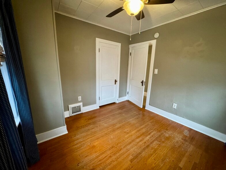 Building Photo - 2225 26th St