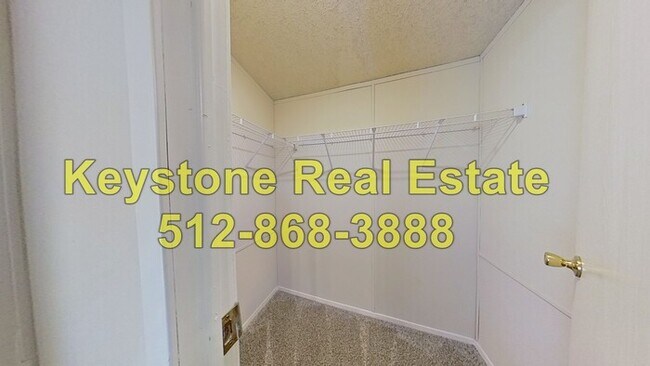 Building Photo - Lovely 4-bedroom, 2-bath home offering 2,048 sq ft on 1.21 scenic acres in Georgetown!