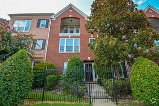 Building Photo - 2619 W Dallas St