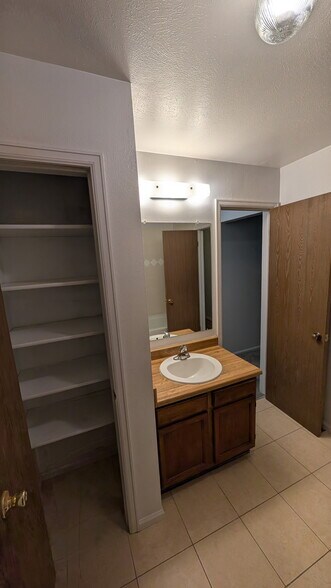 Building Photo - 5403 W 76th Ave