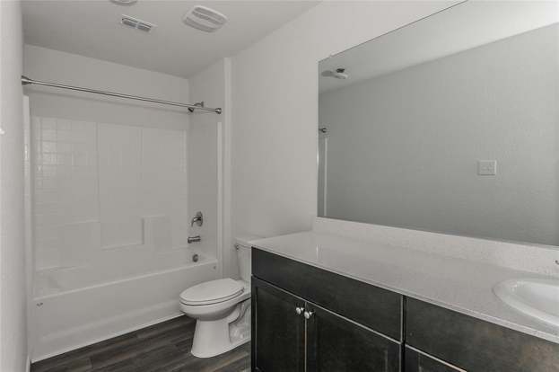 Building Photo - 1705 Avery Pointe Dr