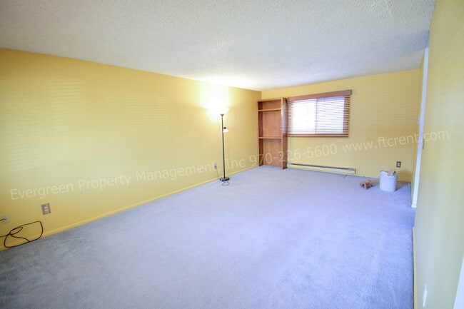 Building Photo - 2030 Pecos Pl