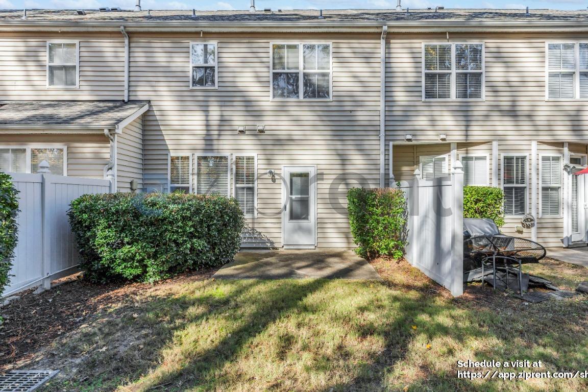 Building Photo - 237 Murray Glen Dr