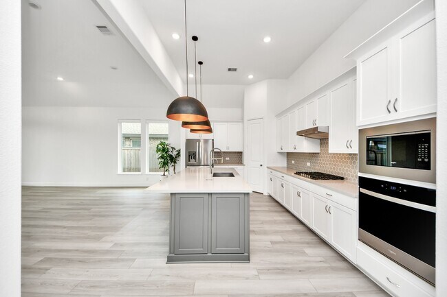 Building Photo - 21926 Citrus Grv Ct