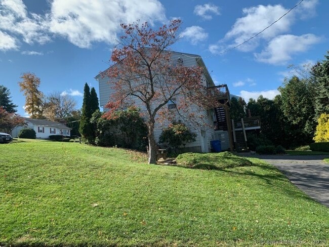 Building Photo - 33 Caswell Ave