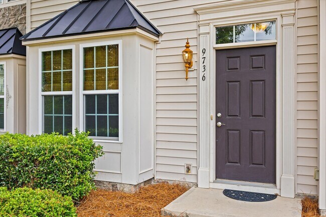 Building Photo - 9736 Springholm Dr