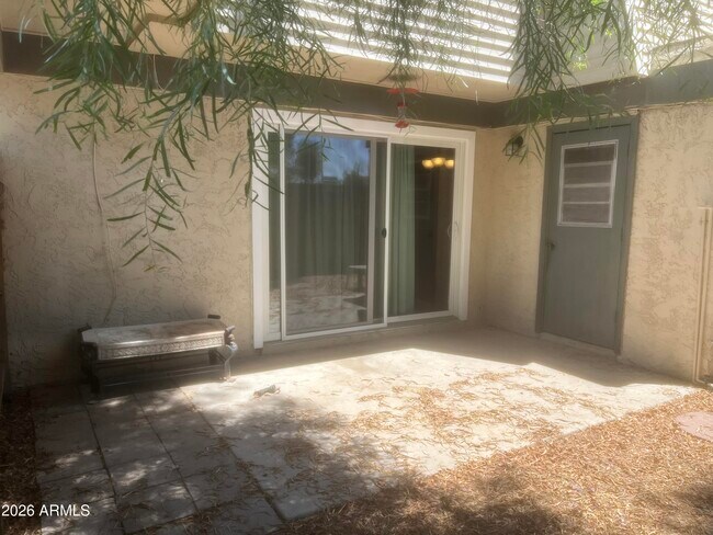 Building Photo - 5902 W Townley Ave