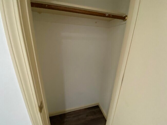 Building Photo - 124 Orange St