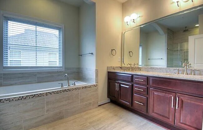 Building Photo - 3910 Village Commons Walk