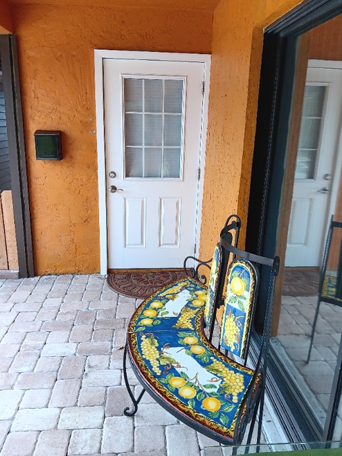 Building Photo - 1257 SE Airoso Blvd