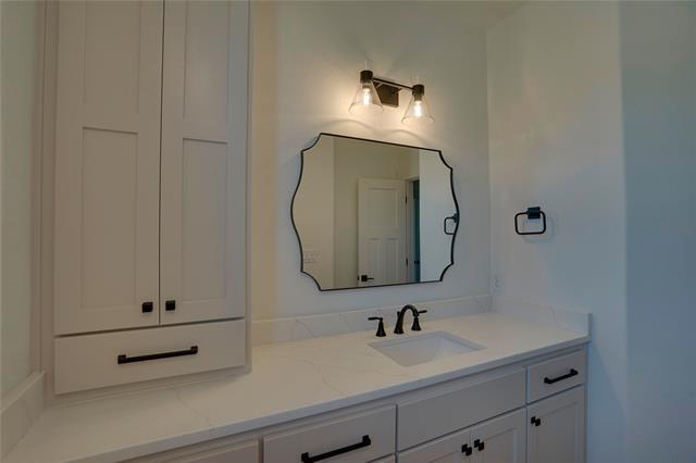 Building Photo - 211 Wood Ct