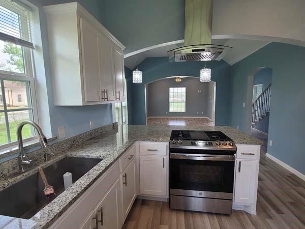 Building Photo - 209 Campus St