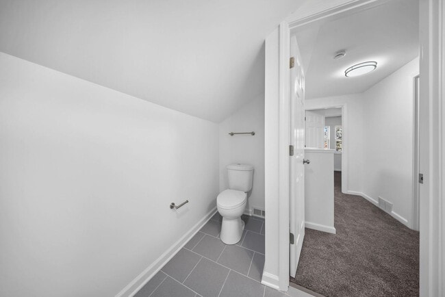 Building Photo - 867 Church Rd