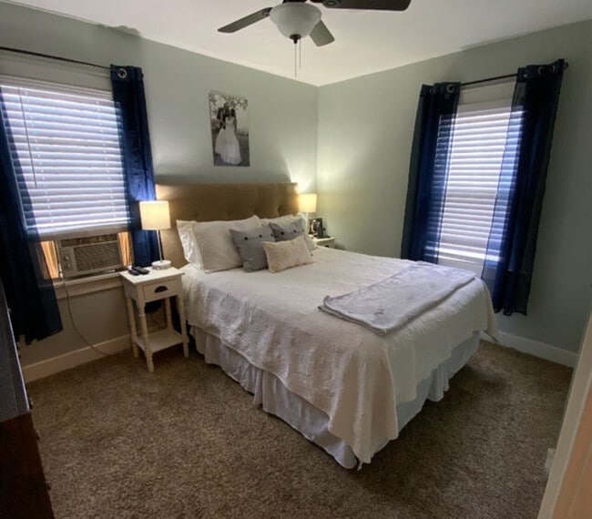 Building Photo - Godfroy