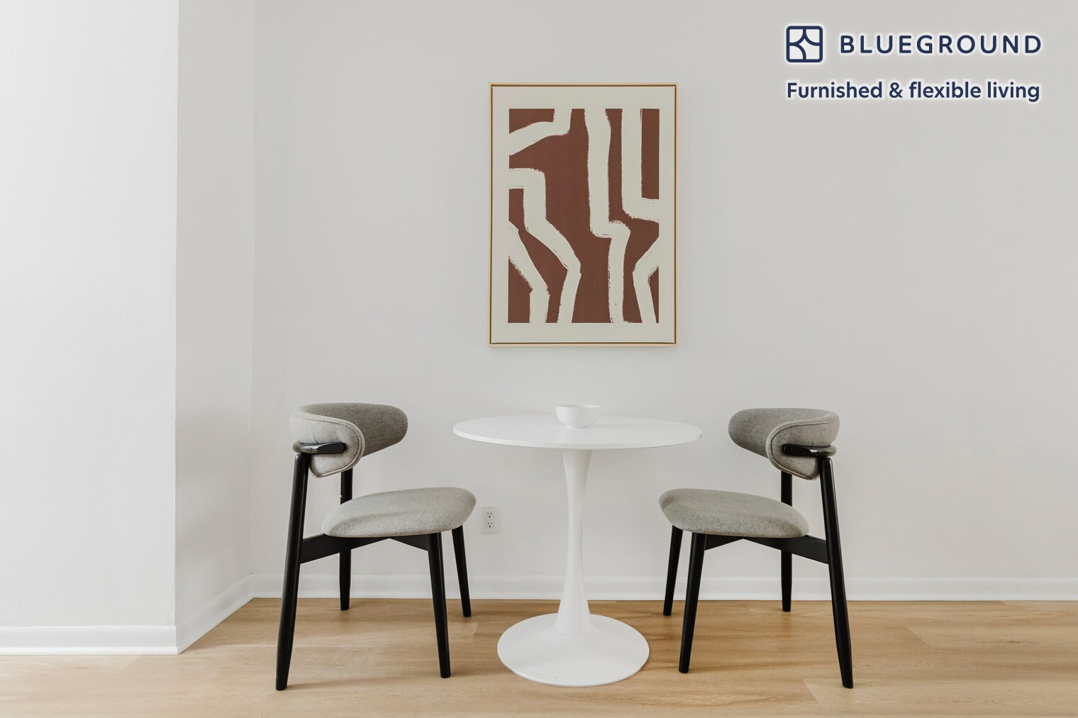 Building Photo - 327 E 10th St