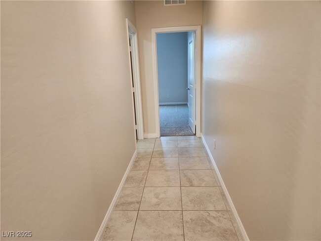 Building Photo - 2491 Venarotta St