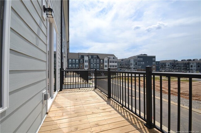 Building Photo - 1509 Village Hall Ln