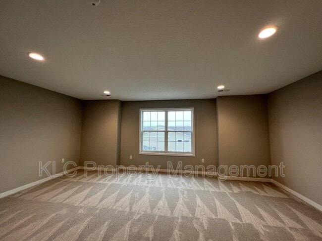 Building Photo - 8951 Calpurnia Dr