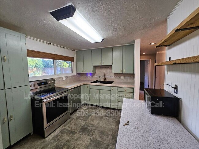 Building Photo - 622 SE 137th Ave