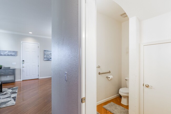 Building Photo - Stunning 4BR House in Santa Rosa