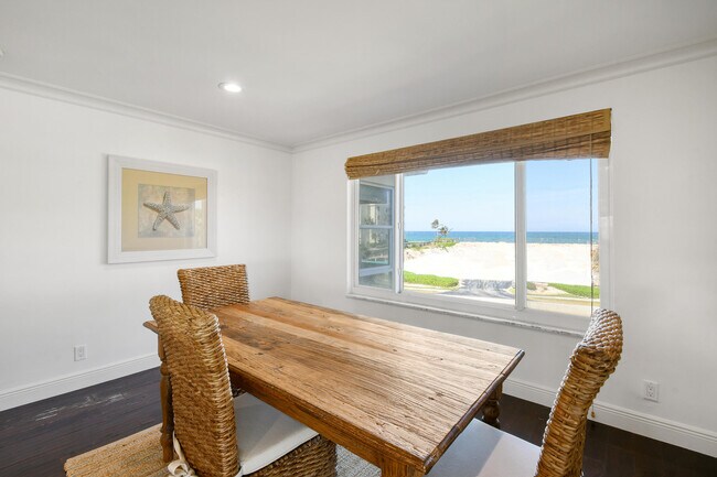 Building Photo - 325 S Beach Rd