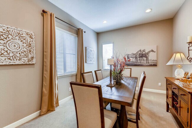 Building Photo - 14110 Sierra Ridge Dr
