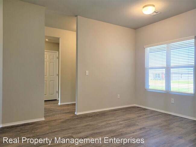 Building Photo - 3 br, 2 bath House - 21242 Winding Brook